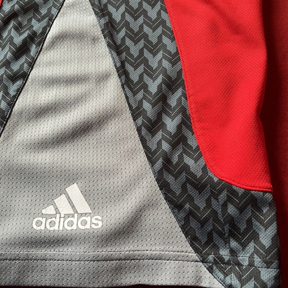 Adidas basketball shorts - Picture 3 of 5